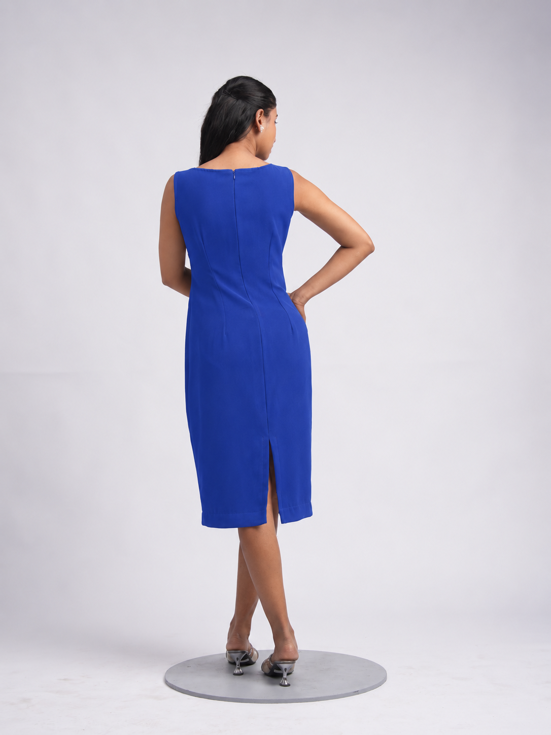Solae Iris Midi Dress in Royal Blue