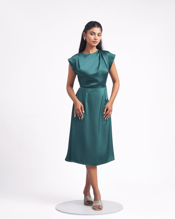 Ripple Midi Dress in Emerald Green