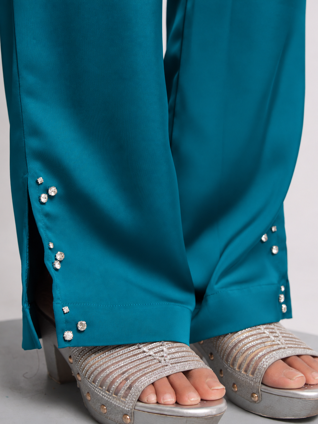 Solae Willow Trousers in Teal